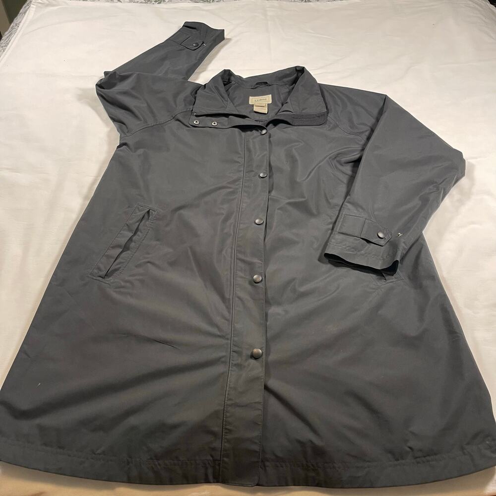 L.L.Bean Women’s XL Gray Rain Jacket Lightweight Waterproof Hooded Outdoor Coat